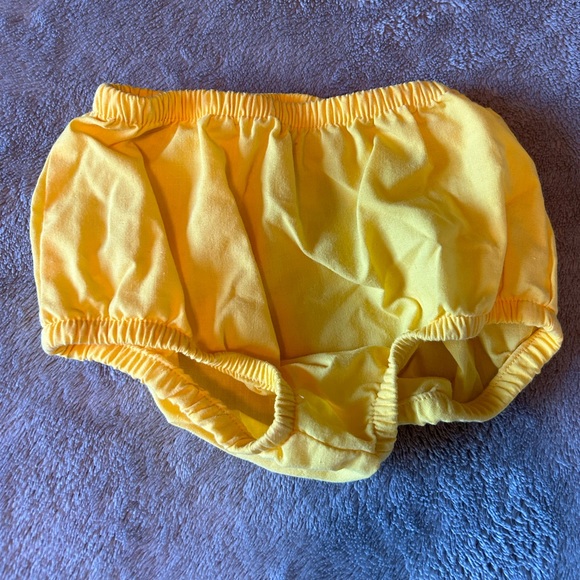 Miscellaneous baby girl shorts - Picture 3 of 15